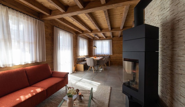 Schibenstoll 4-room chalet near the mountain railways