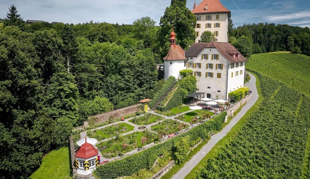 Schloss Heidegg by Interhome