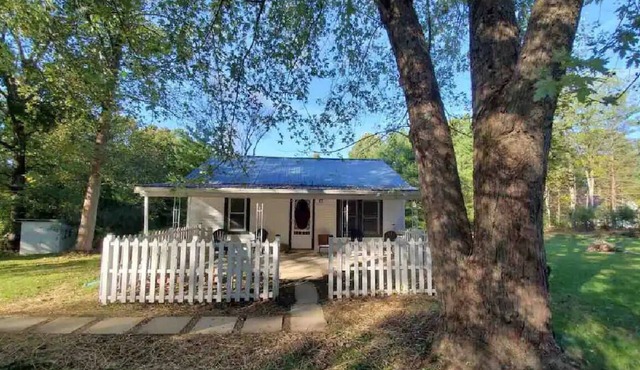 School house cottagen