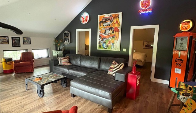 SchoolHouse Pent-House