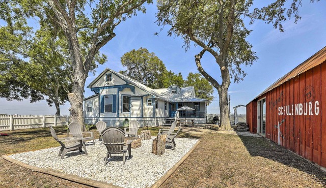 Schulenburg Home: Gas Grill & 30 Amp RV Hookup