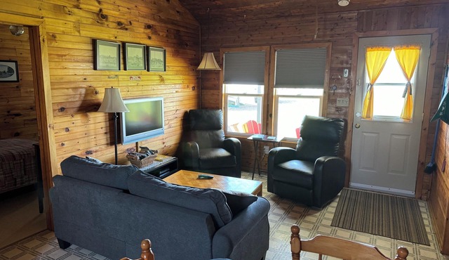 Schurmans Shore Cottage #9