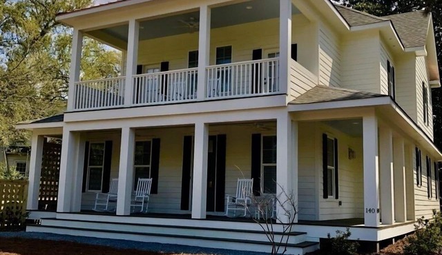 Scituate House Walk to the US Open - Old Town Charm 6BR - 6.5 Baths - Sleeps 12+