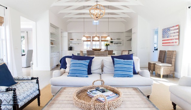 SCONSET-Beautiful custom built 5 bedroom home in picturesque Sconset