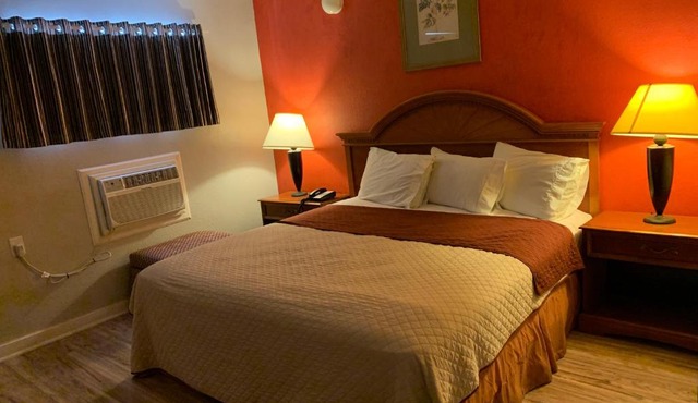 Scottish Inn and Suites - Bensalem-Philadelphia