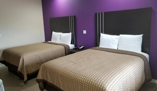 Scottish Inns Bay City, 2 Queen Beds Kitchenette Non-Smoking, 2 Units