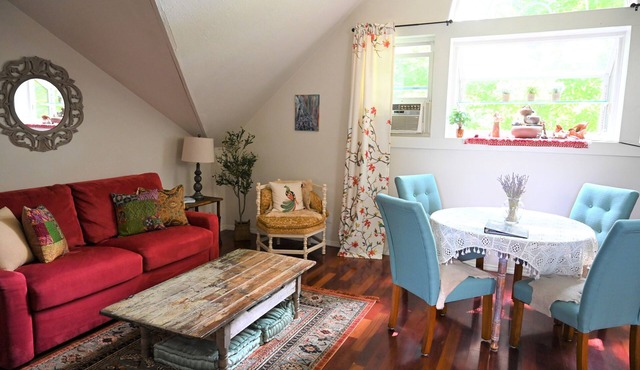 Scottland Yard Farm- Peacock's Perch