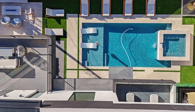 Scottsdale 6BR Luxury Home Heated Pool Spa Sleeps 13