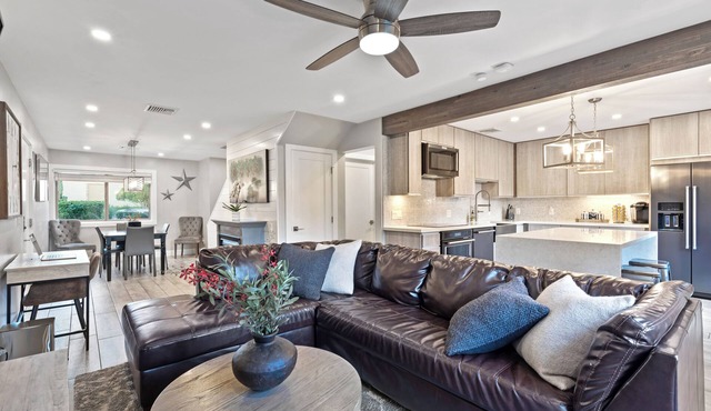 Scottsdale Luxury Bungalow With 4 Heated Pools