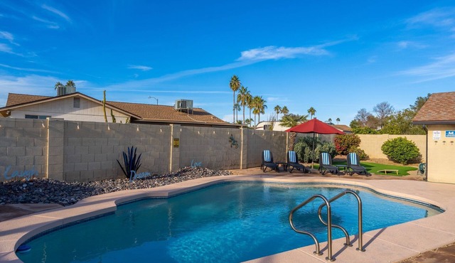 Scottsdale Oasis: Pool & Game Room
