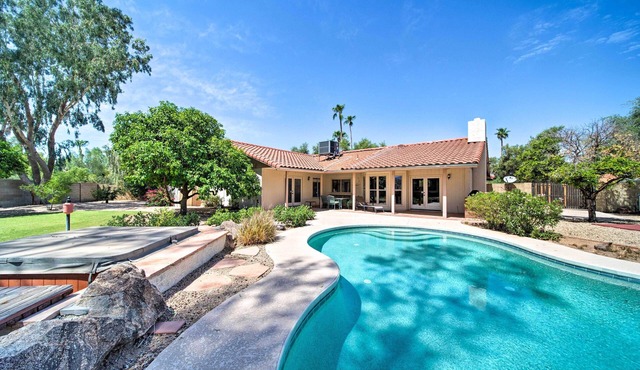 Scottsdale Oasis w/Fruit Trees, Sport Court & Spa