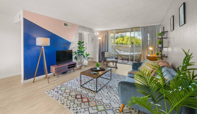 Scottsdale | Pool |Hot Tub |Kitchen |1 BR: Suite