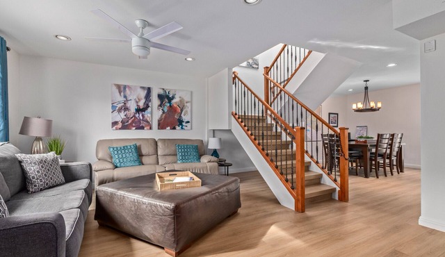 Scottsdale Townhome 2BD, Easy Walk to Old Town