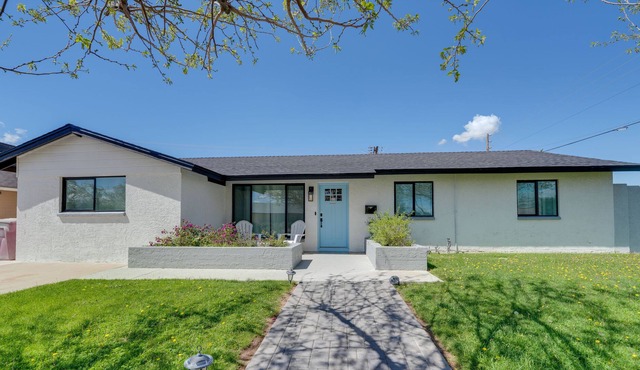 Scottsdale Vacation Rental ~ 3 Mi to Old Town!