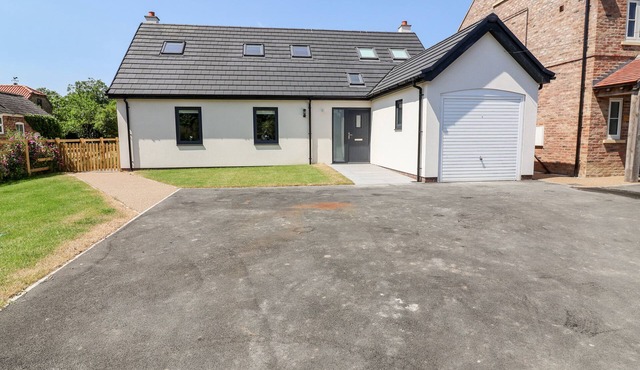 SCOTTWIL, family friendly, with a garden in Wilberfoss