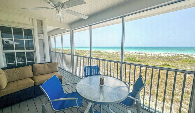 SCREENED LANAI PLUS A SUNDECK! Open for your Winter Vacation C2422B