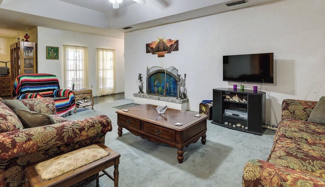 Screened Porch: Remote Harlingen House!