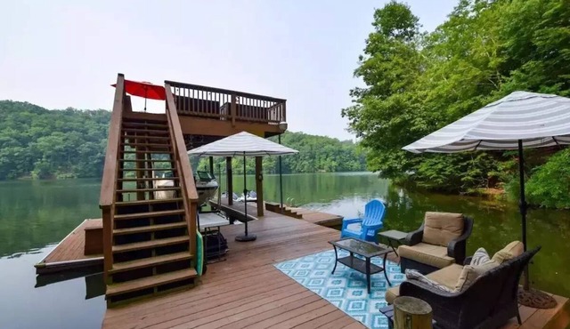 Screne Cabin, Dock, Beach, HotTub, FirePit, Kayak