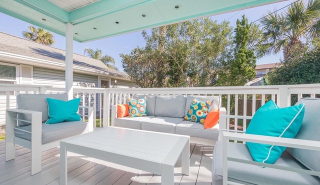 SCV 38 2BR 1Bath Bohemian Coastal Cottage