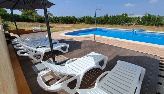 Se Alquila Estudio Independiente en Hermoso Chalet