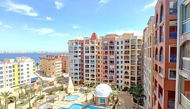 Sea and pool views, 2 pools, close to the sea