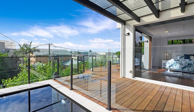 Sea Bliss- 3Bed home with ocean views