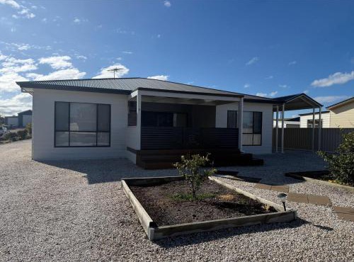 Sea Breeze at Coobowie