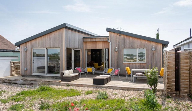 Sea Breezes by inspirestays-com