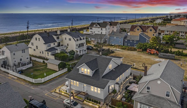 Sea Bright Vista - Ocean Views and one block to the beach!