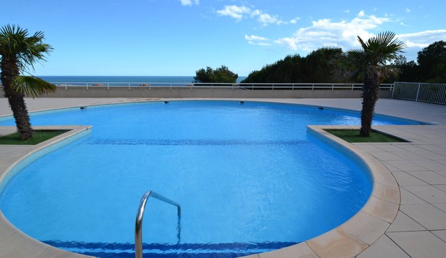 Sea, calm, comfort and panoramic view in Sete