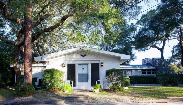 Sea Cottage Apartment 1 bedroom, 1 bathroom