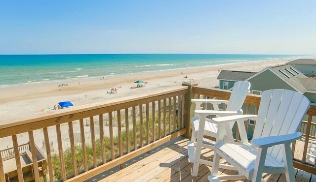 Sea For Miles | Luxury Living w/Private Hot Tub + Elevator