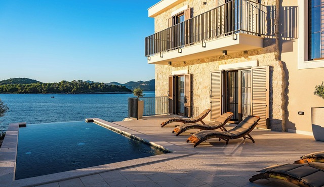 Sea front Villa Draga - infinity pool
