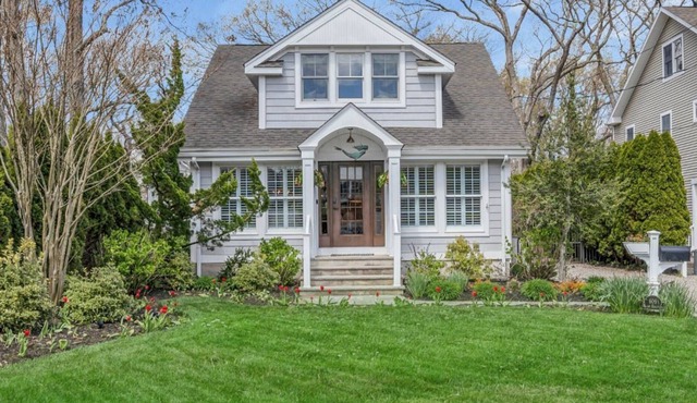 Sea Girt, New Jersey - Mermaid’s Enchanted Cottage- 5 Min walk to Beach