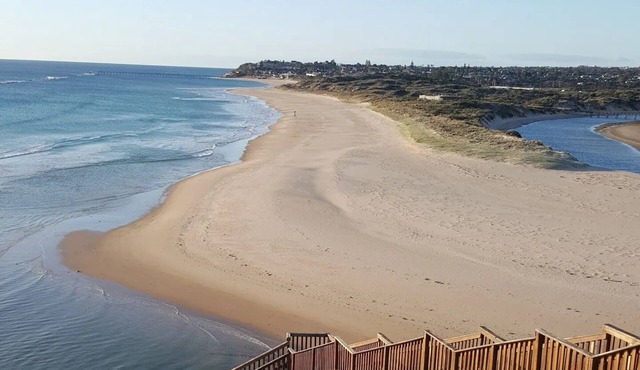 Sea Glass Nook B&B, Private & close to the beach