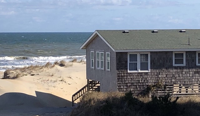 SEA GLASS OCEANFRONT COTTAGE.