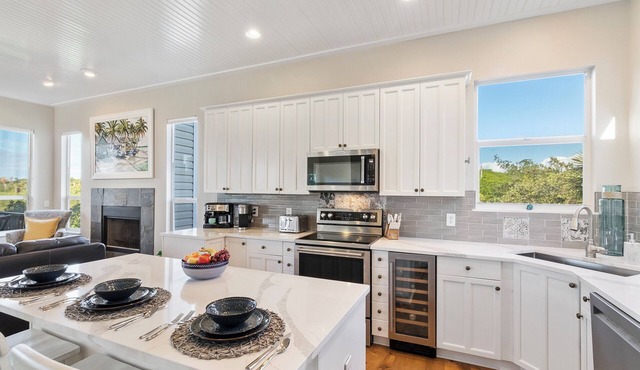 Sea Island Villa in Terra Ceia by RVA