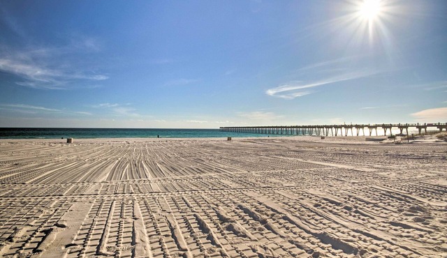 Sea La Vie Condo: Pensacola Beach Access!