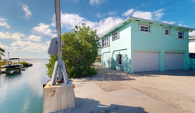 Sea La Vie Your Oceanfront Escape in Cudjoe Key, Florida 3BD, 3BA