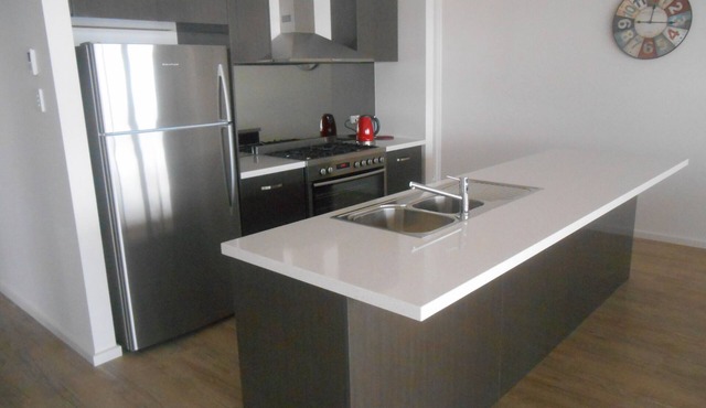 Sea La Vu - Cliff top Sea Views - Winter Off Peak Special!