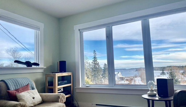 Sea Laughter, 2 Bedroom Cottage, Ocean Views