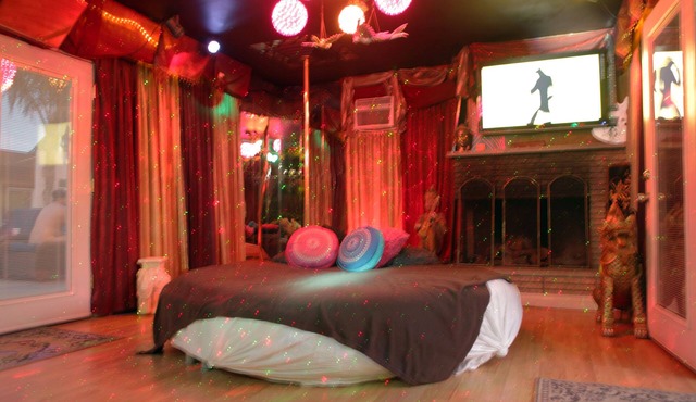 Sea Mountain Inn Nude Resort and Spa - Adults Only