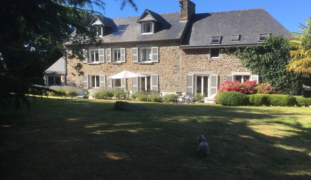 Sea, nature, golf and discovery.