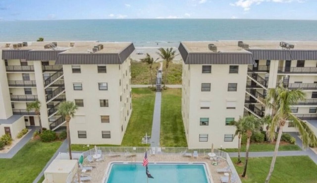 Sea Oats 1BR-Direct Beach Access with Pool