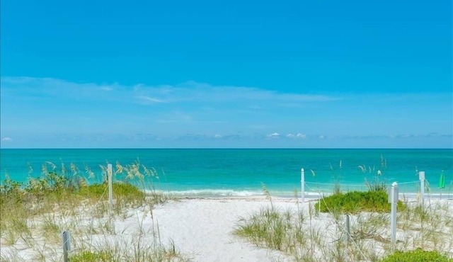 Sea Oats 337 2 Bedroom Condo by RedAwning