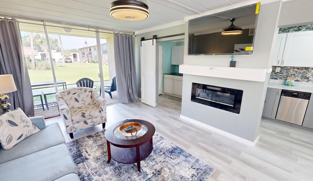 Sea Palm 2b 2 Bedroom Condo