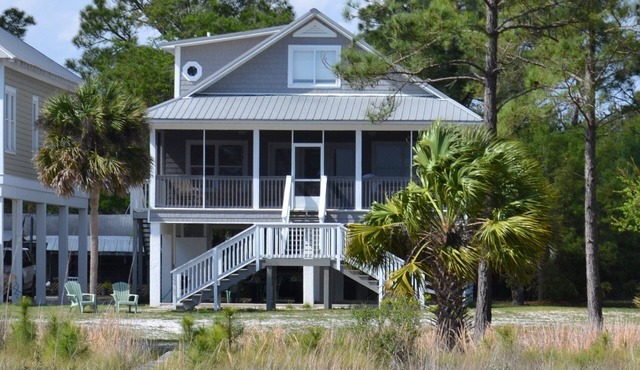 'Sea Palms' - Luxury 5 Bedroom Beachfront Home