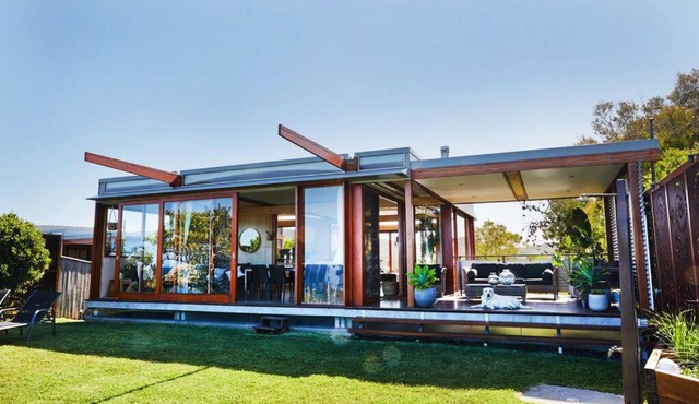 Sea Pearl on Boom Beach Pacific Palms