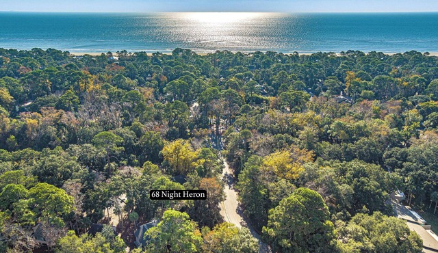 Sea Pines Cottage Sleeps 10 Close to Trails & Beach Bike Everywhere