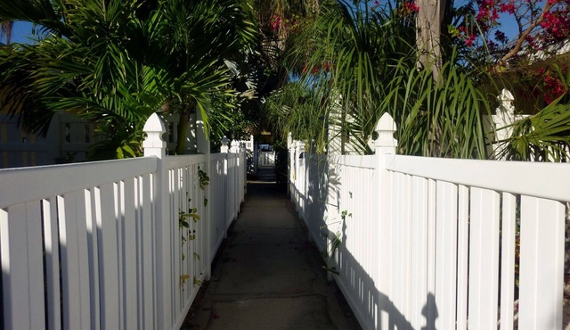 Sea Pirate Cottage By The Sea on Anna Maria Island, Smart TV in every room.